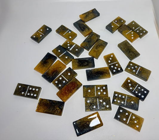 Dominoes