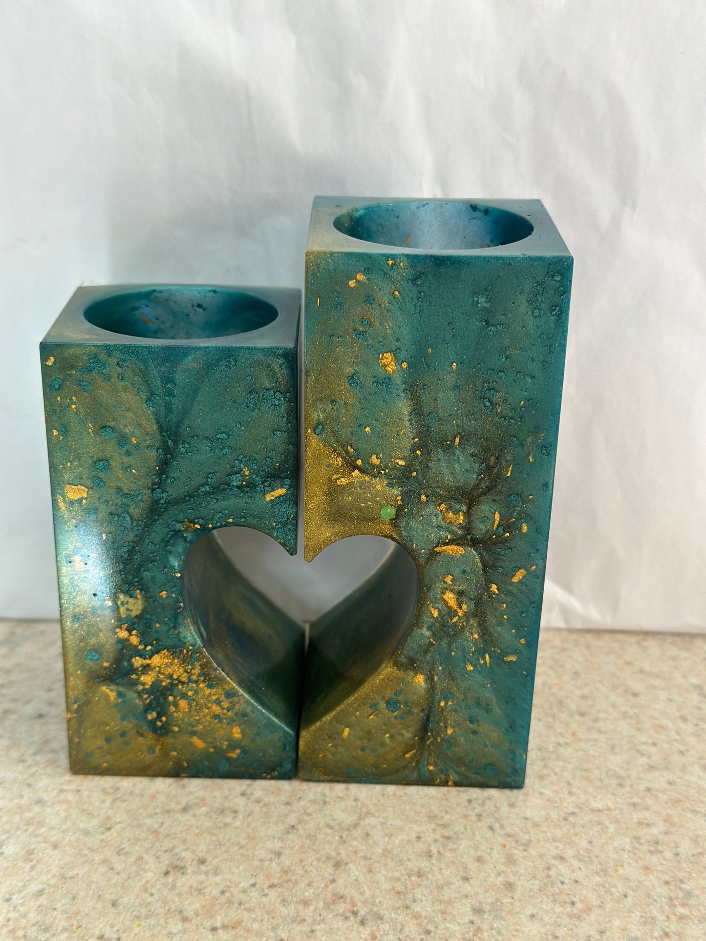 Candle holder