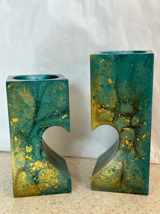 Candle holder